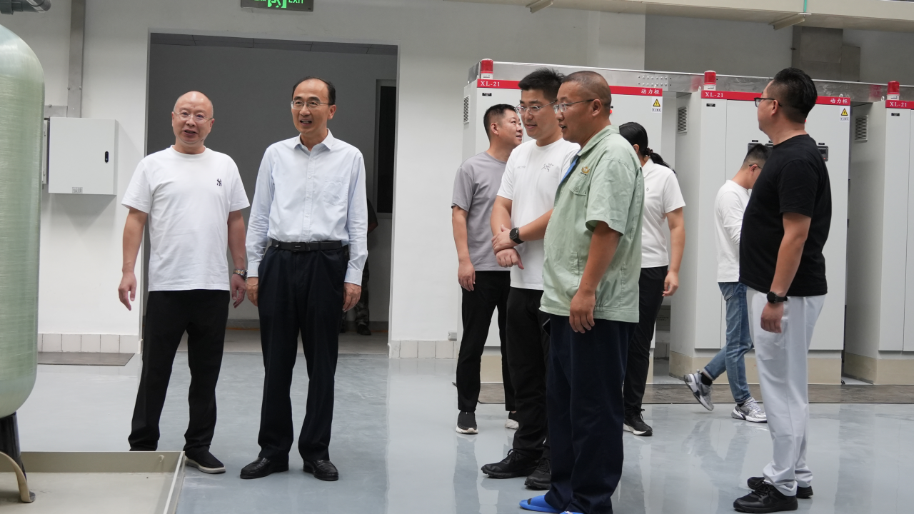 1760151461942006768.png 栾总.png